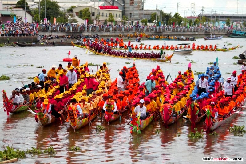 Tour du lịch mùa biển động, hành trình tìm hiểu lễ hội Cầu Ngư linh thiêng của ngư dân Việt
