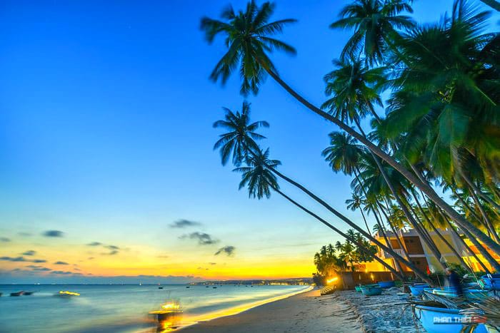 Phan Thiết, nơi những cơn gió biển kể chuyện cổ xưa và đánh thức đôi chân lữ khách