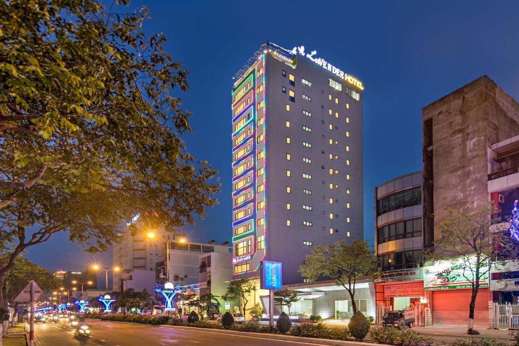Lavender Riverside Hotel Đà Nẵng, nơi nghỉ dưỡng bình dân phù hợp cho sinh viên và nhóm bạn trẻ