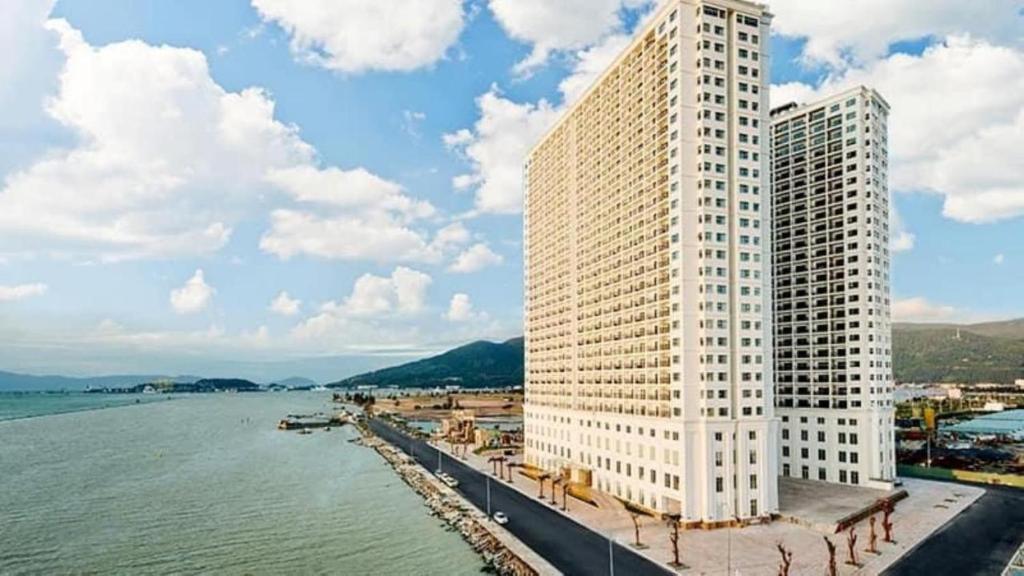 Golden Bay Boutique Danang, vị trí thuận tiện di chuyển khắp thành phố
