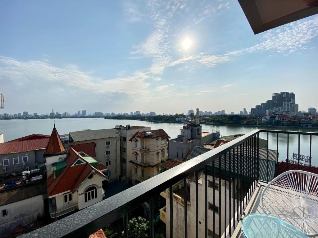 Luxe Paradise Residence 88 Từ Hoa, căn hộ sang trọng với ban công và view thành phố tuyệt đẹp