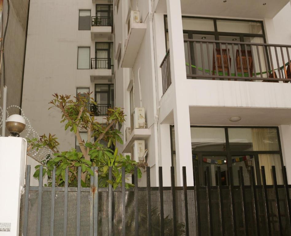 Davidduc's Service Apartment 82 Xóm Chùa, căn hộ dịch vụ sang trọng tại Tây Hồ Hà Nội