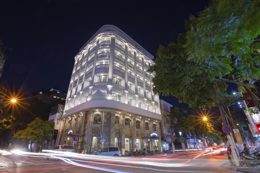 Halais Hotel Hà Nội, Khách Sạn 4 Sao Đẹp Nhất Tại Trung Tâm Hà Nội