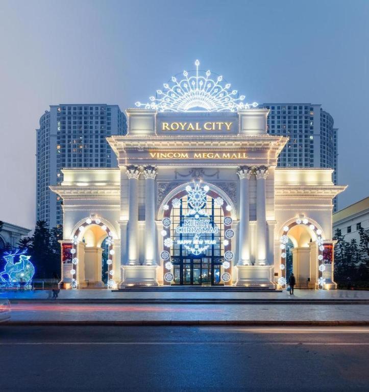 Khách Sạn Căn Hộ 4 Sao Vinhome Royal City Hà Nội, Tiện Nghi Sang Trọng, Wi-Fi Miễn Phí