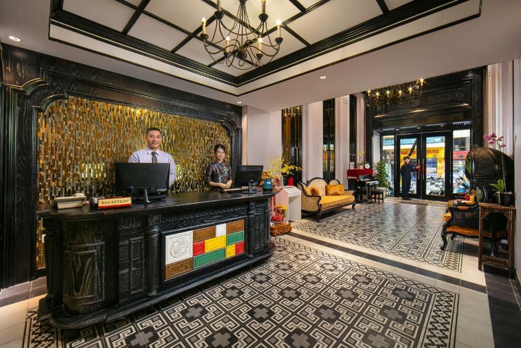 Đặt Phòng Lavender Central Hotel – Khách Sạn Tím Lavender Đẹp Nhất Gần Hồ Hoàn Kiếm
