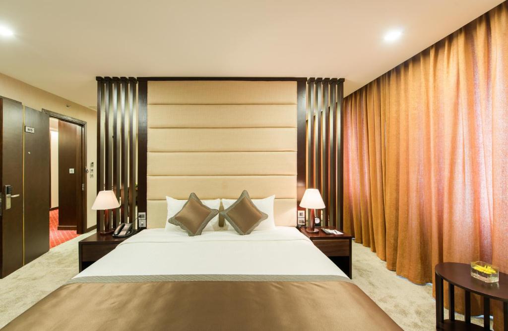 Top Khách Sạn 4 Sao Hà Nội Trung Tâm: Mường Thanh Hà Nội Centre Được Đánh Giá Cao Về Sự Thực Tế